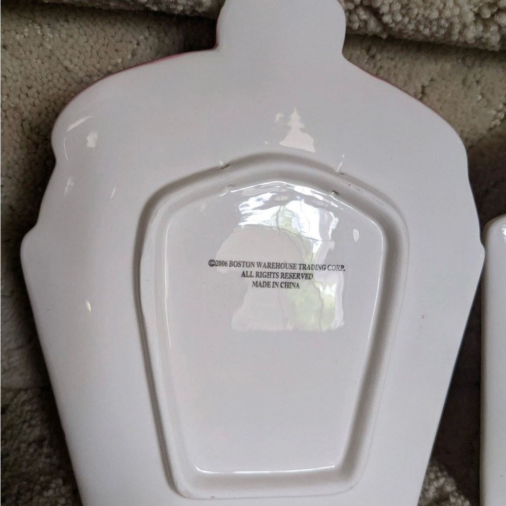 Boston Warehouse Cupcake Plate - Set of 8 - Picture 4 of 5